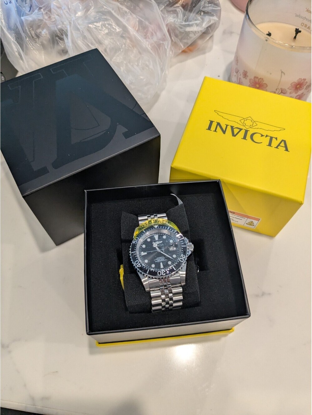 Invicta Men's Watch 30091 Pro Diver Automatic Silver Stainless Steel Black Dial